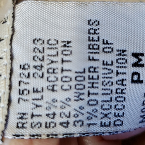 TEDDI, vest with removable faux fur‎ collar. Enbroidery zipper closure PM - Picture 8 of 11